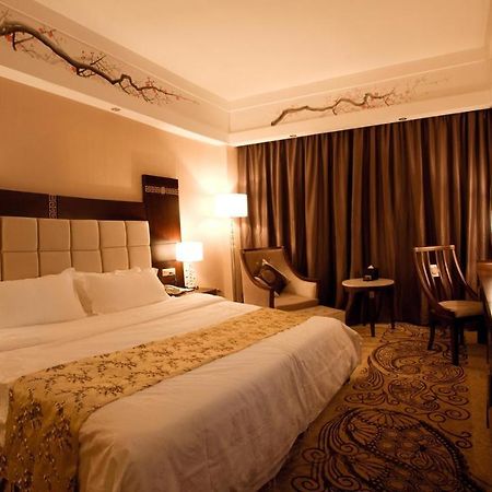 Guilin Golden Crown International Hotel Exteriör bild