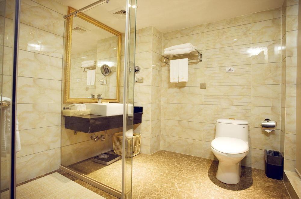 Guilin Golden Crown International Hotel Exteriör bild