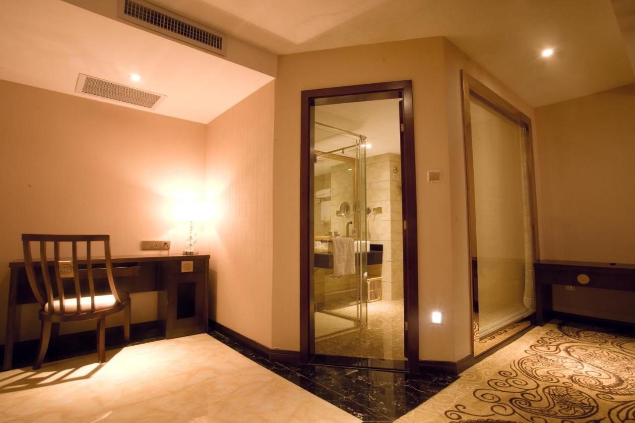Guilin Golden Crown International Hotel Exteriör bild